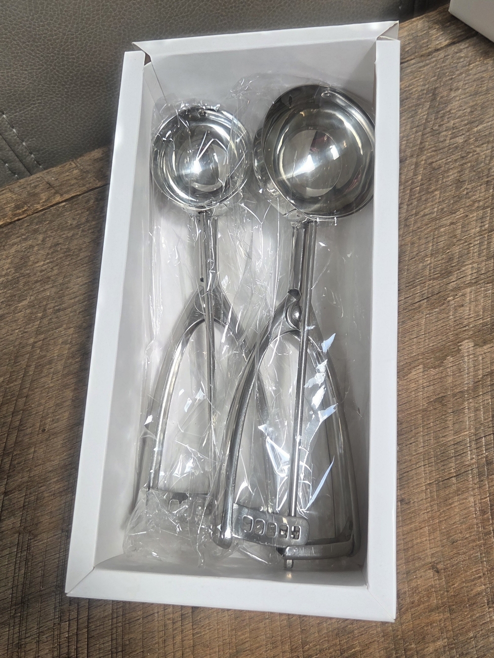 NIB 2pc Stainless Steel Scoop Set  2" & 3"   Trigger Release Disher ~ Bin 1G